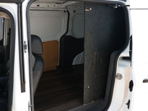 Used 2020 Ford Transit Connect XL FWD image 27