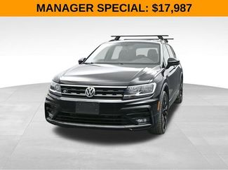 Used 2021 Volkswagen Tiguan SE R-Line image 1