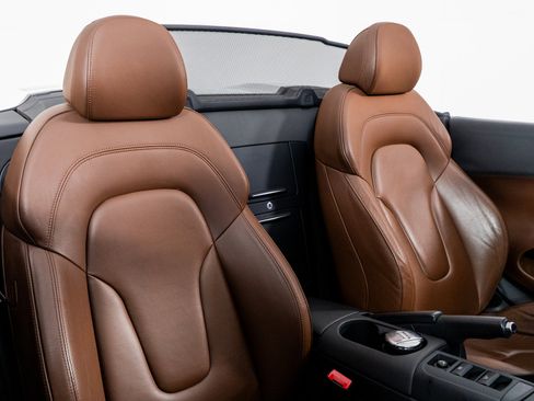 Used 2011 Audi R8 V8 image 29