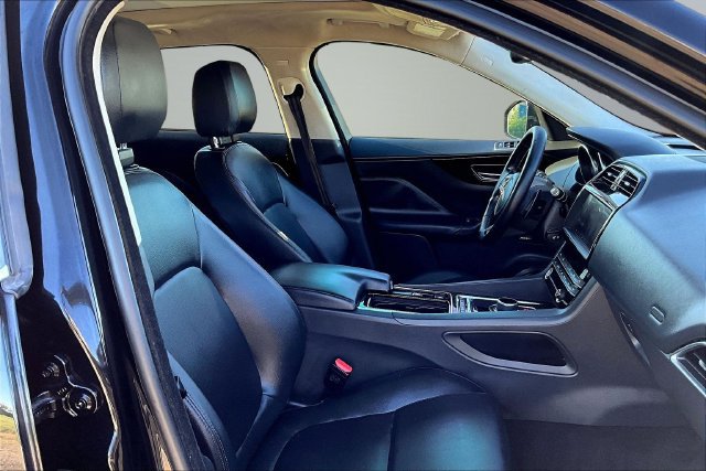 Used 2020 Jaguar F-PACE Premium AWD/4WD image 29