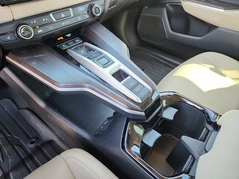 Used 2018 Honda Clarity Touring image 19