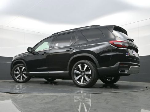 Used 2024 Honda Pilot Elite image 32