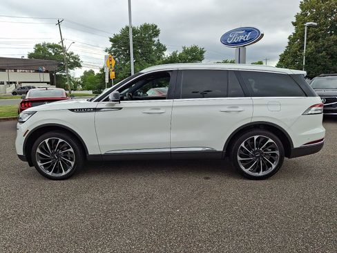 Used 2023 Lincoln Aviator Reserve w/ Equipment Group 201A AWD/4WD image 6