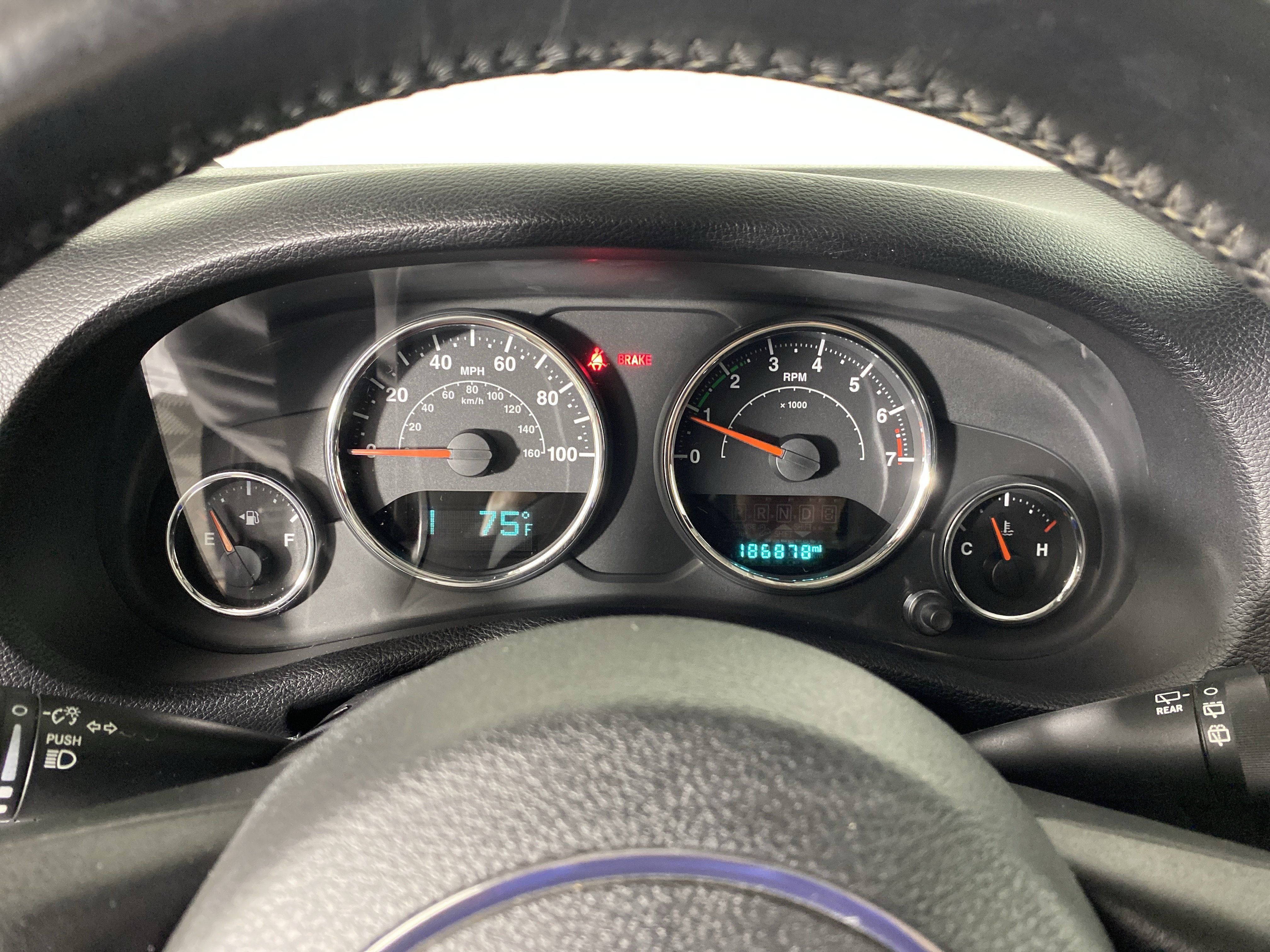 Used 2016 Jeep Wrangler Rubicon w/ Dual Top Group AWD/4WD image 18