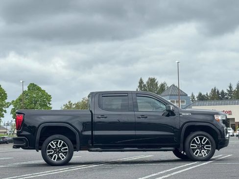 Used 2019 GMC Sierra 1500 AT4 w/ Technology Package AWD/4WD image 9