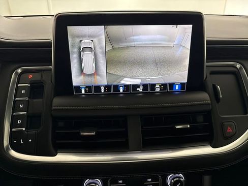 Used 2021 GMC Yukon XL SLT image 40