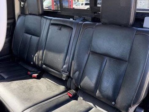 Used 2016 Nissan Titan SL image 19