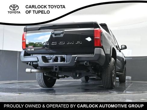 Used 2025 Toyota Tacoma SR AWD/4WD image 19