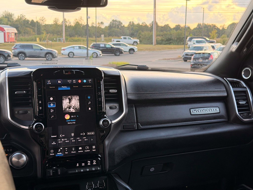 Used 2022 RAM 2500 Laramie AWD/4WD image 18
