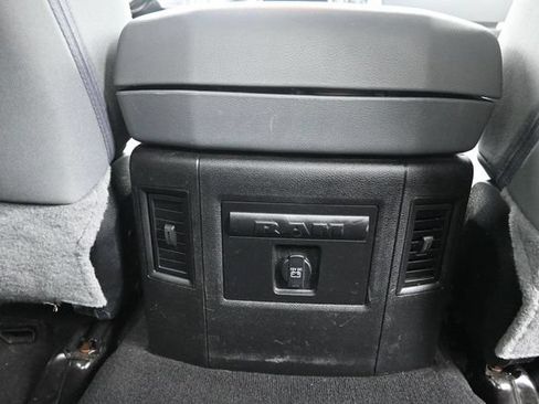 Used 2018 RAM 1500 Big Horn AWD/4WD image 46