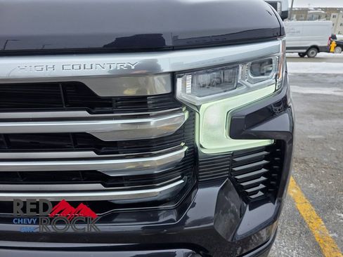 Used 2023 Chevrolet Silverado 1500 High Country AWD/4WD image 3