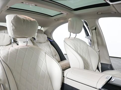 Used 2023 Mercedes-Benz S 580 4MATIC Sedan image 20