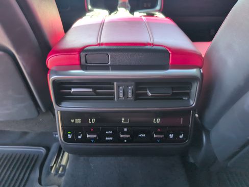 Used 2024 Lexus LX 600 F Sport image 12