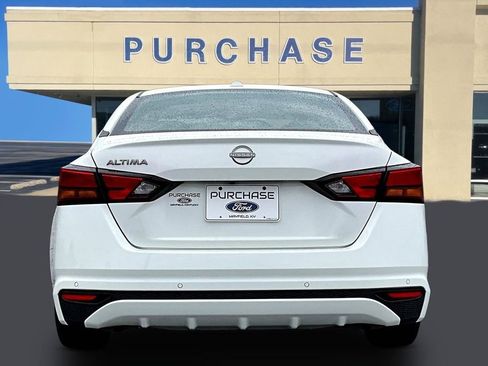Used 2025 Nissan Altima 2.5 SV FWD image 5
