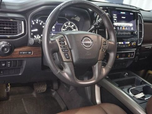 Used 2023 Nissan Titan Platinum Reserve w/ Moonroof Package AWD/4WD image 5