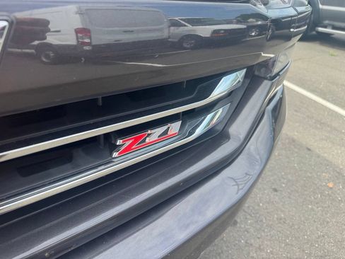 Used 2016 Chevrolet Silverado 1500 LTZ w/ LTZ Plus Package AWD/4WD image 13