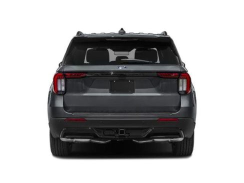 Used 2025 Ford Explorer ST-Line w/ ST-Line Street Pack AWD/4WD image 5