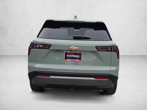 New 2026 Chevrolet Equinox LT image 8