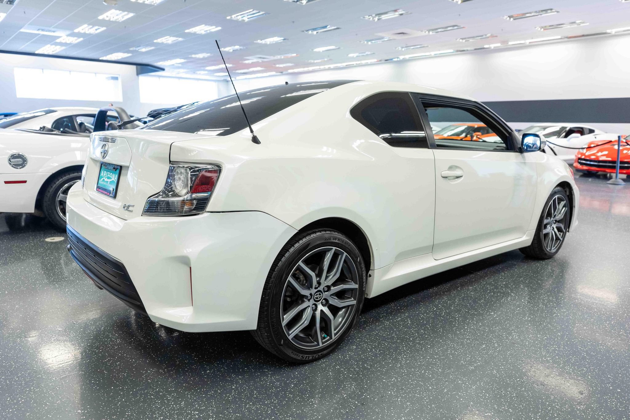 Used 2016 Scion tC FWD image 5