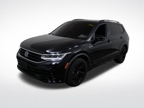 Used 2024 Volkswagen Tiguan SE R-Line AWD/4WD image 8