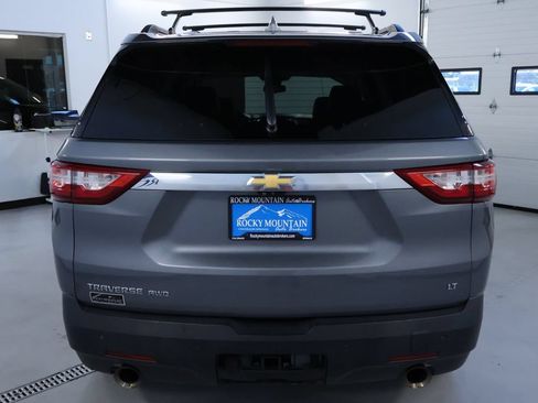 Used 2020 Chevrolet Traverse LT w/ LT Premium Package AWD/4WD image 6