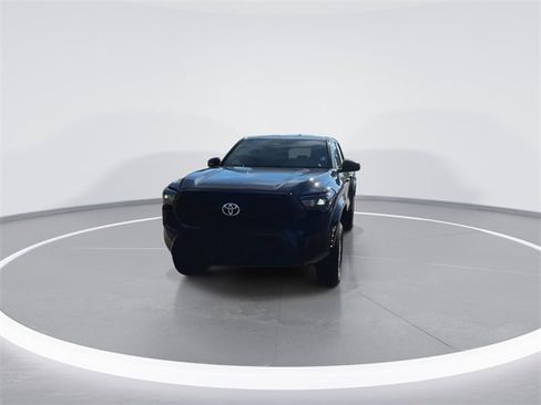 Used 2024 Toyota Tacoma SR image 4