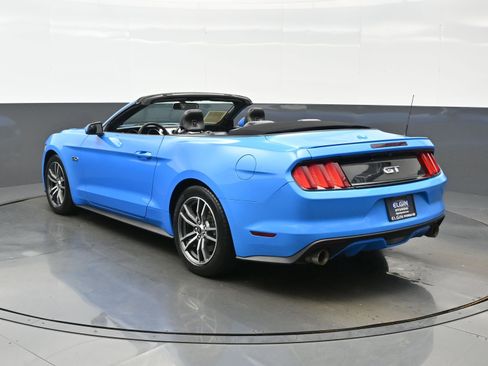Used 2017 Ford Mustang GT Premium RWD image 4