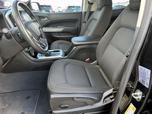 Certified 2022 Chevrolet Colorado LT w/ LT Convenience Package image 17