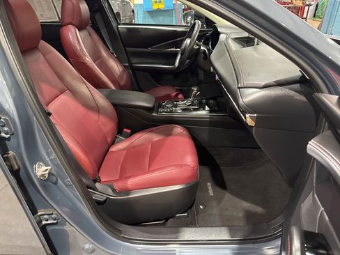 Used 2024 MAZDA CX-30 AWD 2.5 S w/ Preferred Package image 37