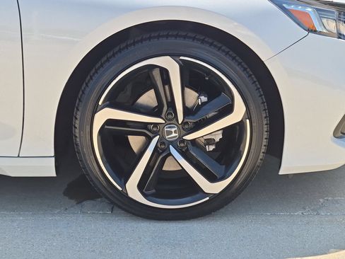 Certified 2022 Honda Accord Sport image 31
