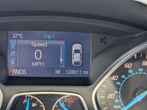 Used 2015 Ford Escape SE FWD image 23
