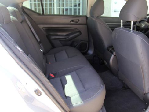 Used 2024 Nissan Altima 2.5 S FWD image 29