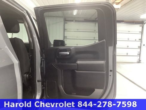 Used 2022 Chevrolet Silverado 1500 Custom w/ LPO, Dark Essentials Package image 8