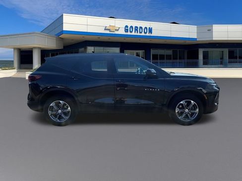 Used 2023 Chevrolet Blazer LT w/ Convenience Package FWD image 7