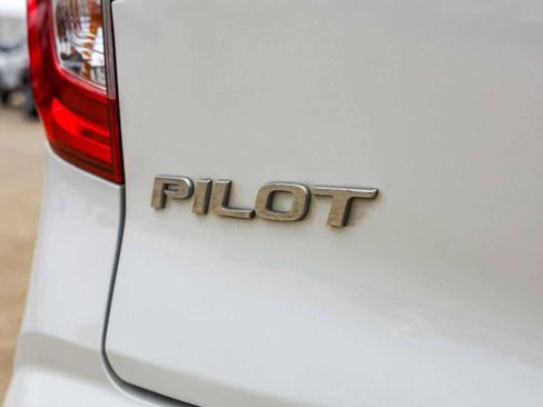 Used 2021 Honda Pilot Special Edition image 8