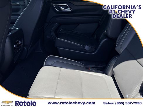 Used 2023 Chevrolet Tahoe Premier AWD/4WD image 14