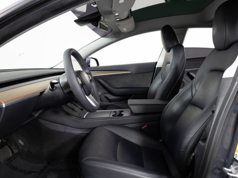 Used 2023 Tesla Model 3 Standard Range RWD image 14