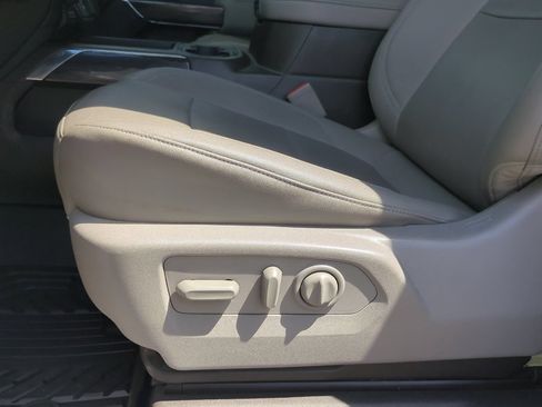 Used 2023 Chevrolet Silverado 2500 LTZ AWD/4WD image 12