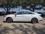 Certified 2023 Hyundai Elantra SEL w/ Convenience Package image 2