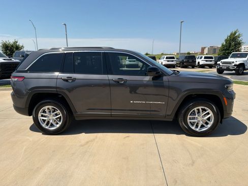 New 2026 Jeep Grand Cherokee Laredo w/ Trailer Tow Package RWD image 6