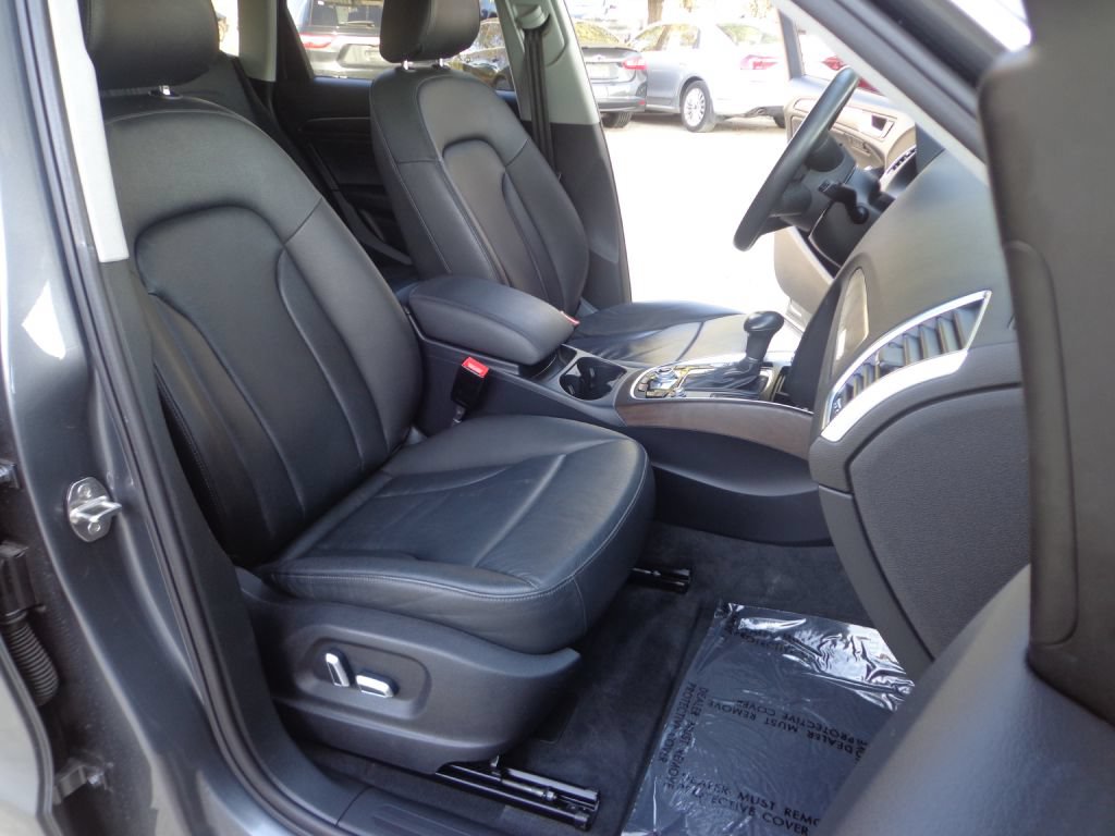 Used 2015 Audi Q5 2.0T Premium Plus w/ Technology Package AWD/4WD image 17