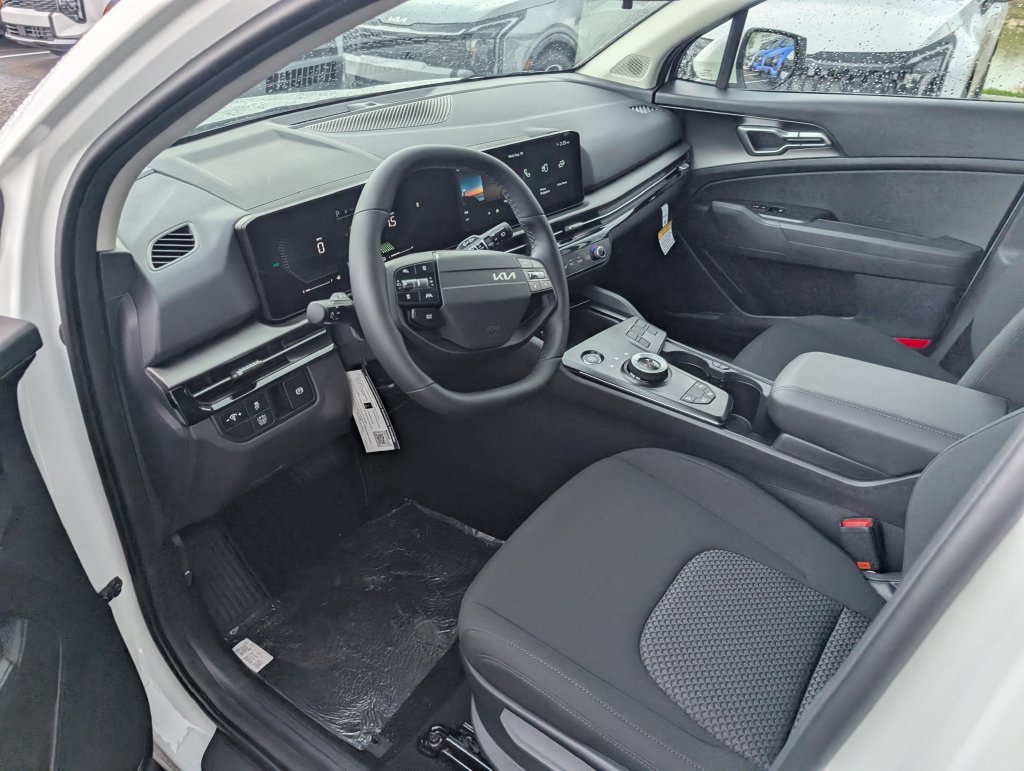 New 2027 Kia Sportage LX FWD image 14