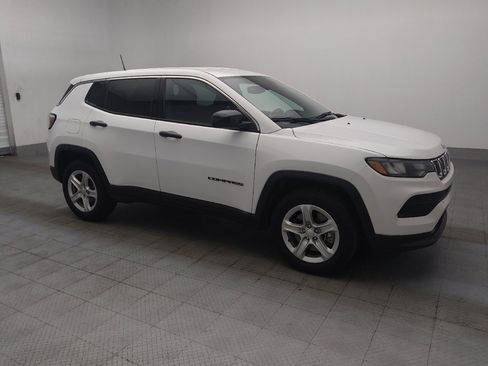 Used 2023 Jeep Compass Sport AWD/4WD image 11
