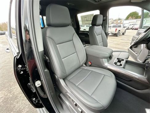 New 2025 Chevrolet Silverado 3500 LTZ w/ LTZ Premium Package image 29