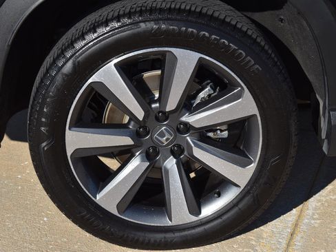 Used 2023 Honda Pilot Elite image 11