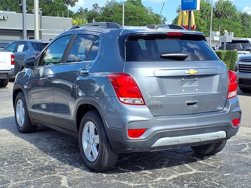 Used 2019 Chevrolet Trax LT w/ LT Convenience Package FWD image 24