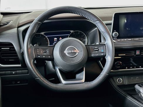 Used 2023 Nissan Rogue SL FWD image 18