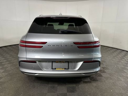 Used 2023 Genesis Electrified GV70 AWD/4WD image 4