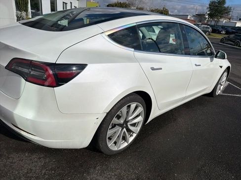 Used 2019 Tesla Model 3 Long Range image 9
