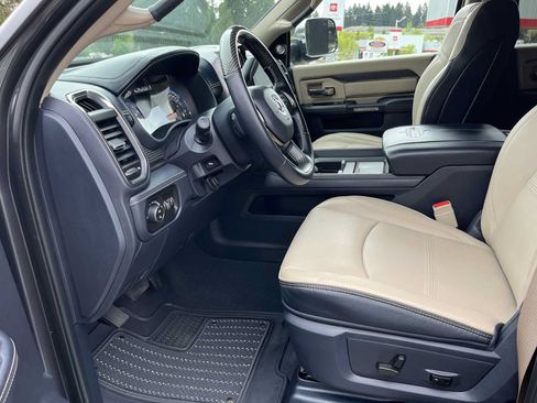 Used 2022 RAM 3500 Limited AWD/4WD image 12